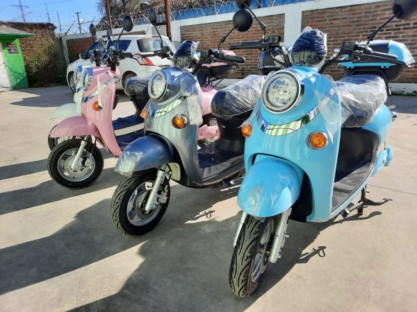 Scooter Vintage Eléctrica - Imagen 3