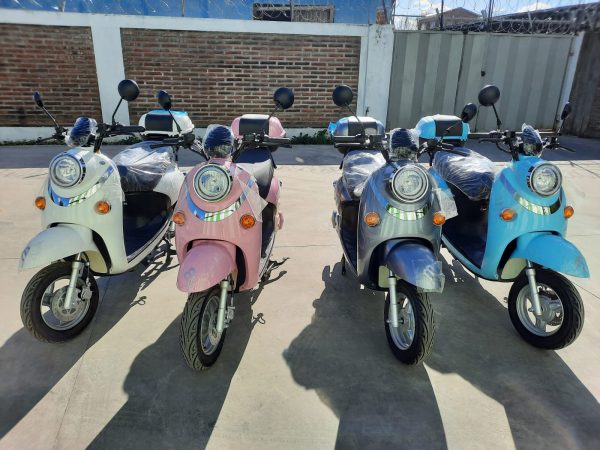 Scooter Vintage Eléctrica - Imagen 7